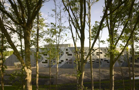 Rijkswaterstaat Assen by 24H architecture
