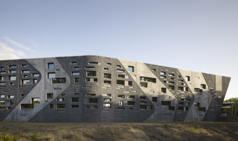 Rijkswaterstaat Assen by 24H architecture