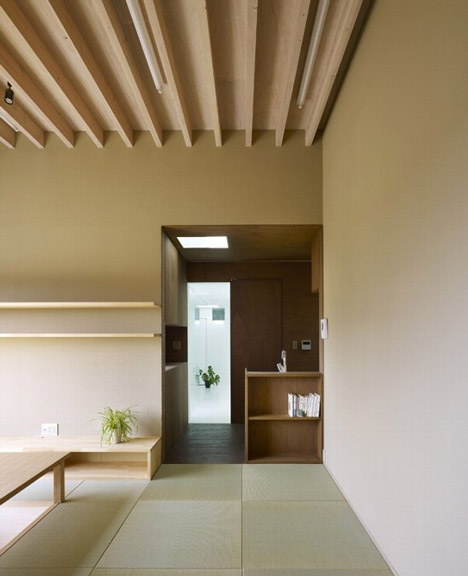 Small House by Katsutoshi Sasaki + Associates