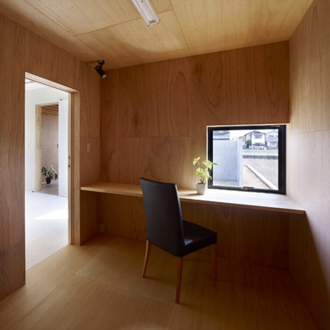 Small House by Katsutoshi Sasaki + Associates
