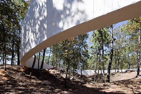 Sanctuary Circle by Dellekamp Arquitectos and Periférica