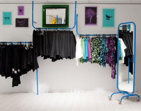 Air New Zealand Clothes Hangar by Gascoigne Associates Air New Zealand Clothes Hangar by Gascoigne Associates