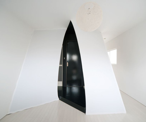 Cell + wood/fabric by Sugawaradaisuke Cell + wood/fabric by Sugawaradaisuke