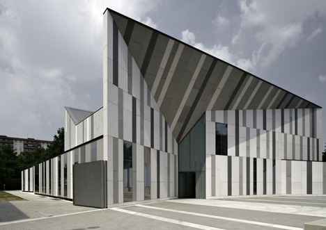 Christ’s Resurrection Church by Cino Zucchi Architetti Christ’s Resurrection Church by Cino Zucchi Architetti
