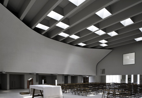 Christ’s Resurrection Church by Cino Zucchi Architetti Christ’s Resurrection Church by Cino Zucchi Architetti