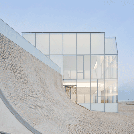 Cite de l’Ocean et du Surf by Steven Holl