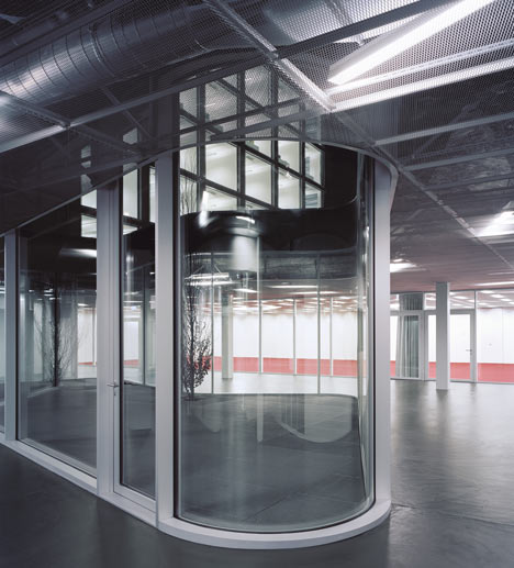 ECA-OAI Office Building by Personeni Raffaele Scharer Architects ECA-OAI Office Building by Personeni Raffaele Scharer Architects