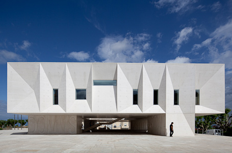 Judicial Court by Barbosa & Guimarães Judicial Court by Barbosa & Guimarães