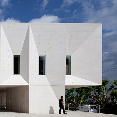 Judicial Court by Barbosa & Guimarães