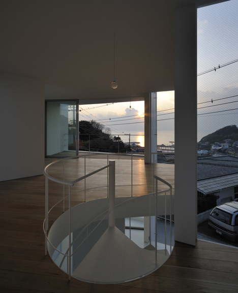 Minami-Hayama duo by Nakae Architects Minami-Hayama duo by Nakae Architects
