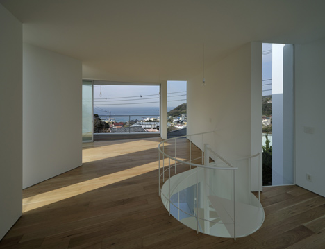 Minami-Hayama duo by Nakae Architects Minami-Hayama duo by Nakae Architects