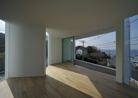 Minami-Hayama duo by Nakae Architects Minami-Hayama duo by Nakae Architects