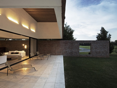 MYP House by Estudio BaBO MYP House by Estudio BaBO