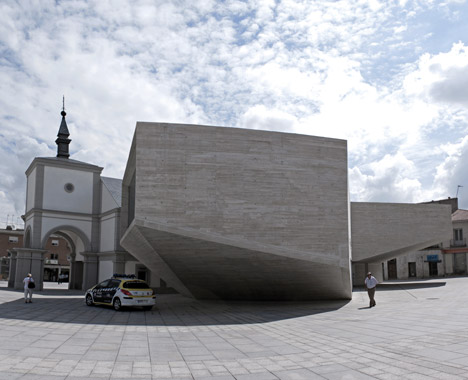 New Cultural Centre by Fundc New Cultural Centre by Fundc