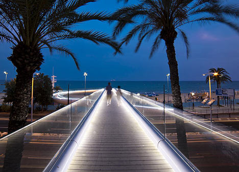 Pasarela del Postiguet by bgstudio Pasarela del Postiguet by bgstudio