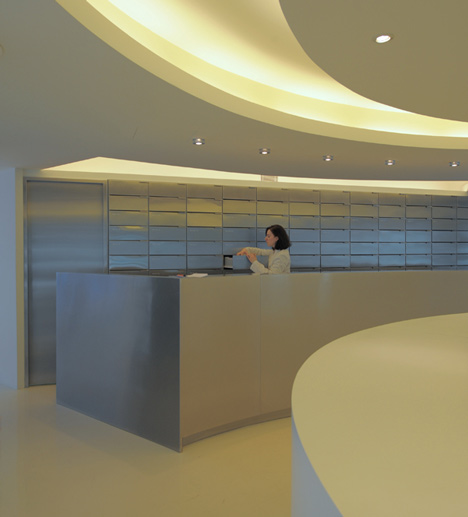 Placebo Pharmacy by Atelier Tekuto 