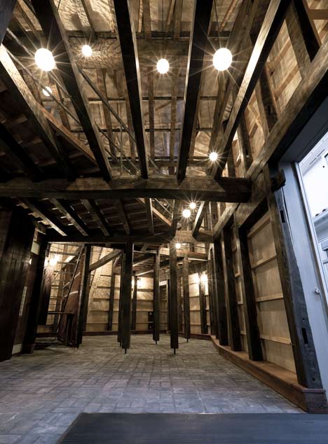 Yachiyo by Atelier Tekuto Yachiyo by Atelier Tekuto