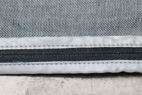 Dezeen_Levis_Commuter_Detail-354_all Dezeen - Commuter by Levi's
