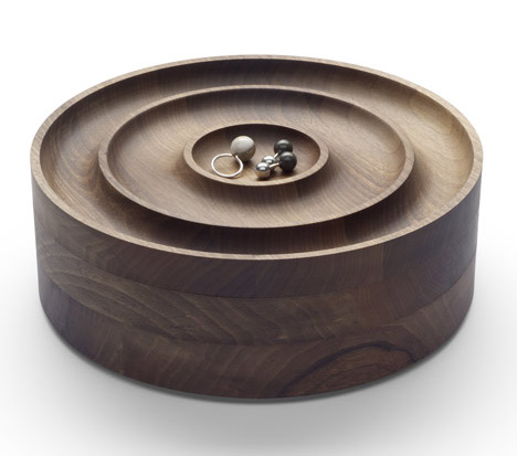 AC02 Jewel by Saskia Diez for e15