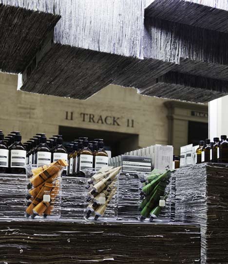 Aesop Grand Central Kiosk by Tacklebox Aesop Grand Central Kiosk by Tacklebox
