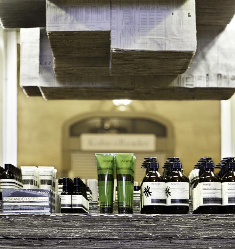 Aesop Grand Central Kiosk by Tacklebox Aesop Grand Central Kiosk by Tacklebox