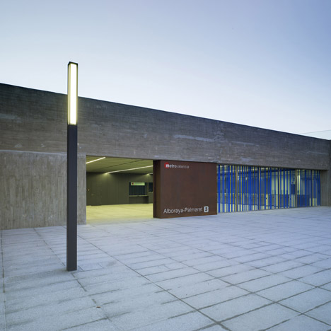 Alboraya-Palmaret metro station by Rstudio