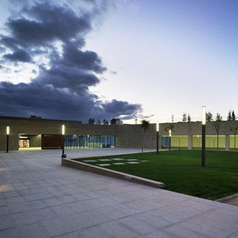Alboraya-Palmaret metro station by Rstudio