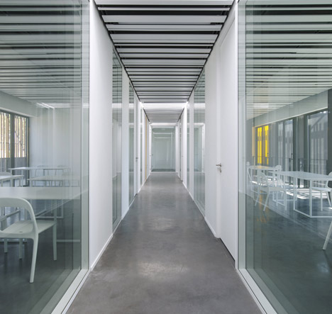 Centre d'Examen du Permis by Samuel Delmas Architectes