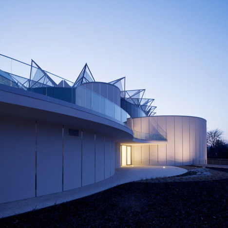 Convention Centre by Eva Jiricna Architects