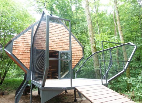 Feral House Nichoir by Matali Crasset Feral House Nichoir by Matali Crasset