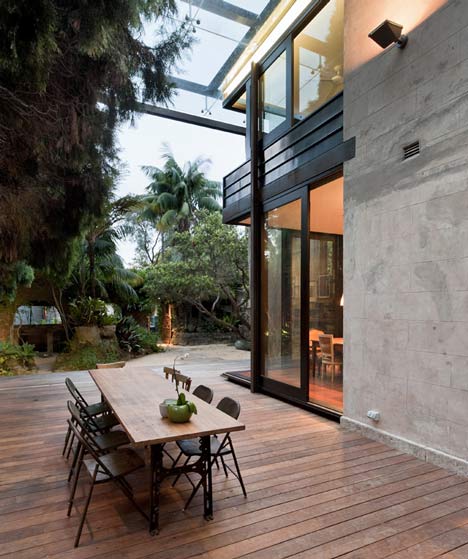 Glass Loggia House by Allen Jack+Cottier, Vladimir Sitta and Belinda Koopman