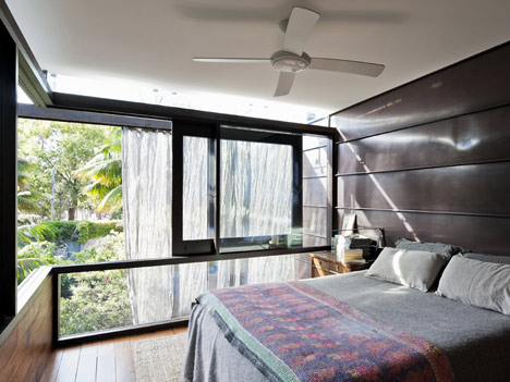 Glass Loggia House by Allen Jack+Cottier, Vladimir Sitta and Belinda Koopman