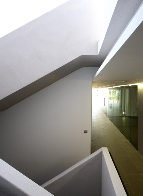 Grifols Academy by TWO/BO Arquitectura and Luis Twose Grifols Academy by TWO/BO Arquitectura and Luis Twose