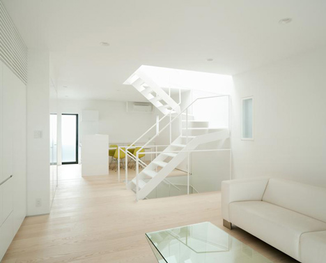 Hi House by Yosuke Ichii Hi House by Yosuke Ichii