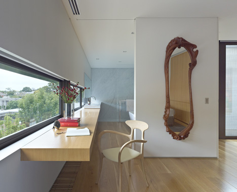 House 20 by Jolson