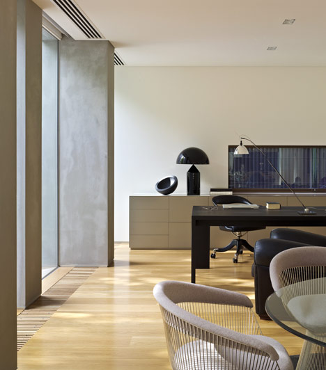 House 20 by Jolson