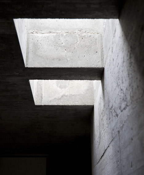 House in Pedrogão by Phyd Arquitectura 