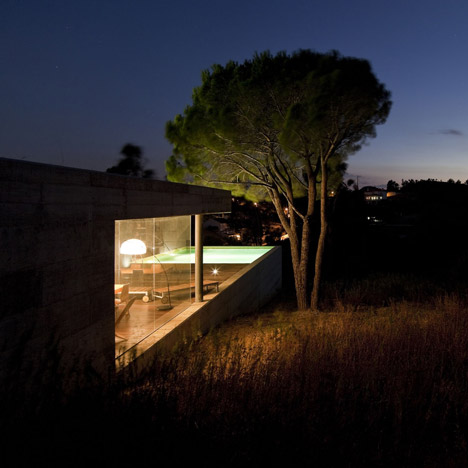 House in Pedrogão by Phyd Arquitectura