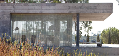 House in Pedrogão by Phyd Arquitectura