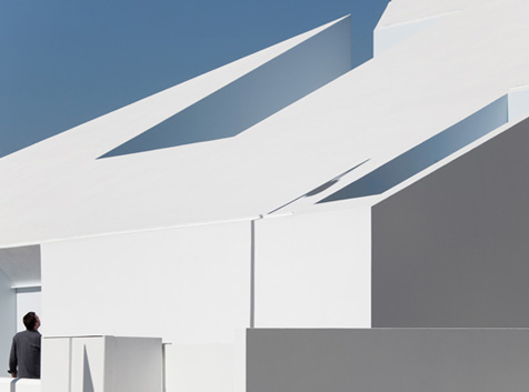 House in Possanco by ARX Portugal Arquitectos