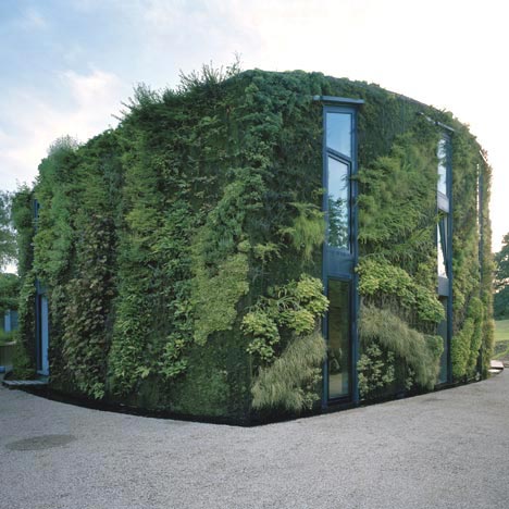 House on the outskirts of Brussels by Samyn and Partners