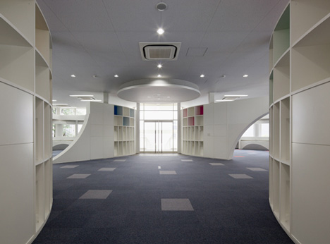 International School of the Sacred Heart by Atelier SNS