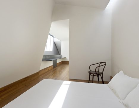 Law Street House by Muir Mendes