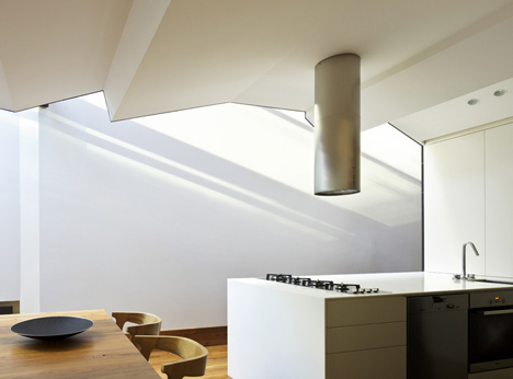 Law Street House by Muir Mendes