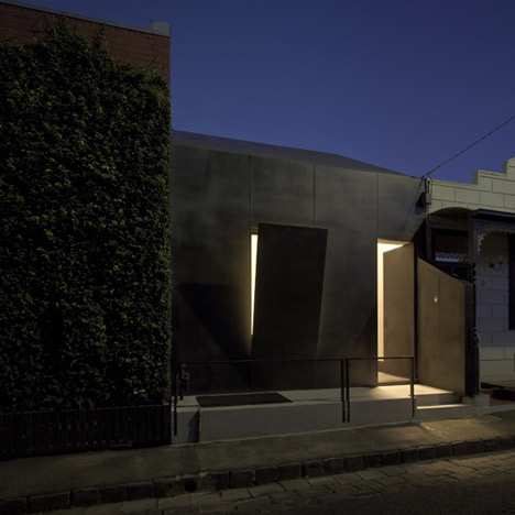 Law Street House by Muir Mendes