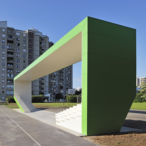 Life Stand by Wojciech Nowak and Martynika Bielawska Life Stand by Wojciech Nowak and Martynika Bielawska