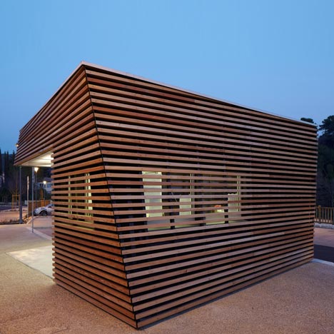 Parking Attendant's Pavilion by Jean-Luc Fugier Parking Attendant's Pavilion by Jean-Luc Fugier