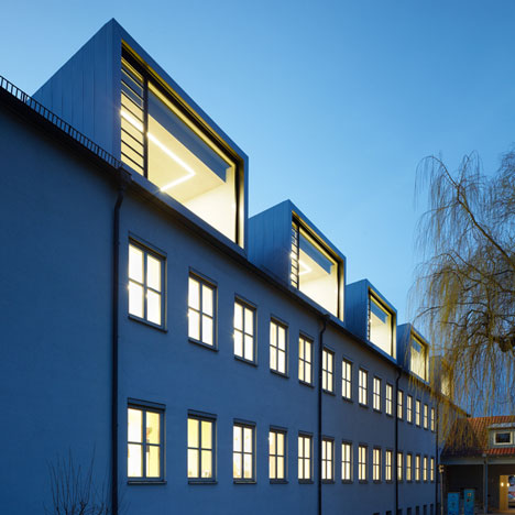 Schule in Winterbach by Archifaktur