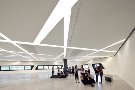 The Run Run Shaw Creative Media Centre by Daniel Libeskind The Run Run Shaw Creative Media Centre by Daniel Libeskind