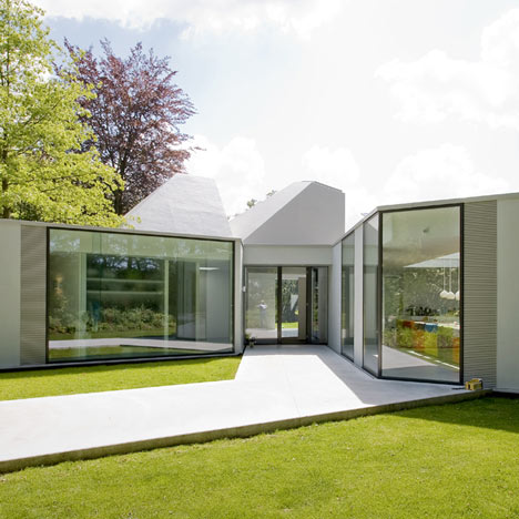 Villa 4.0 by Dirk Van Gameren Villa 4.0 by Dirk Van Gameren
